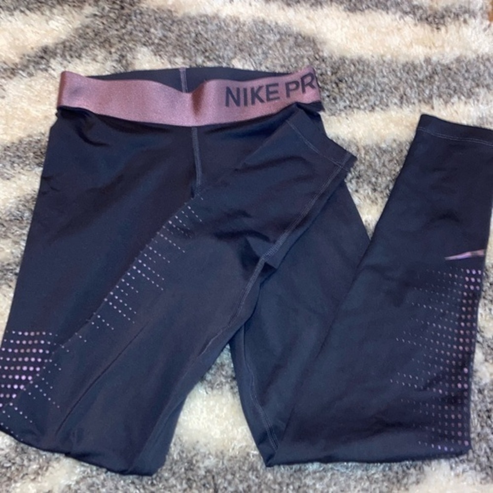 Nike Pro leggings size Small